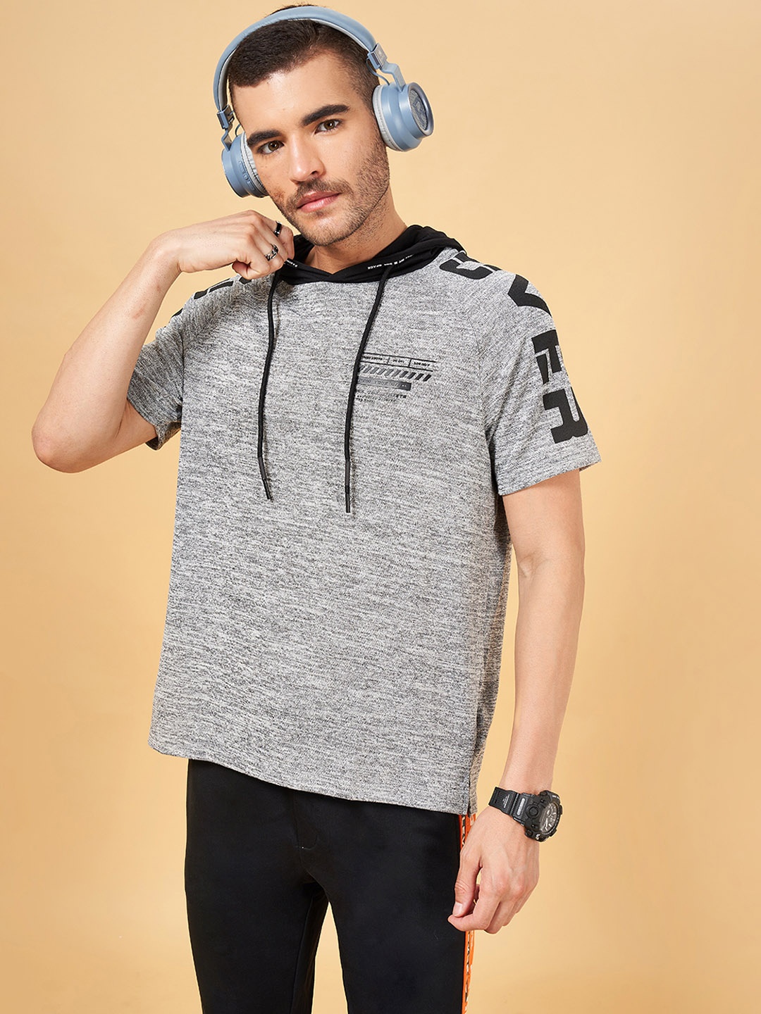 

Street 808 by Pantaloons Hooded Short Sleeves T-shirt, Grey
