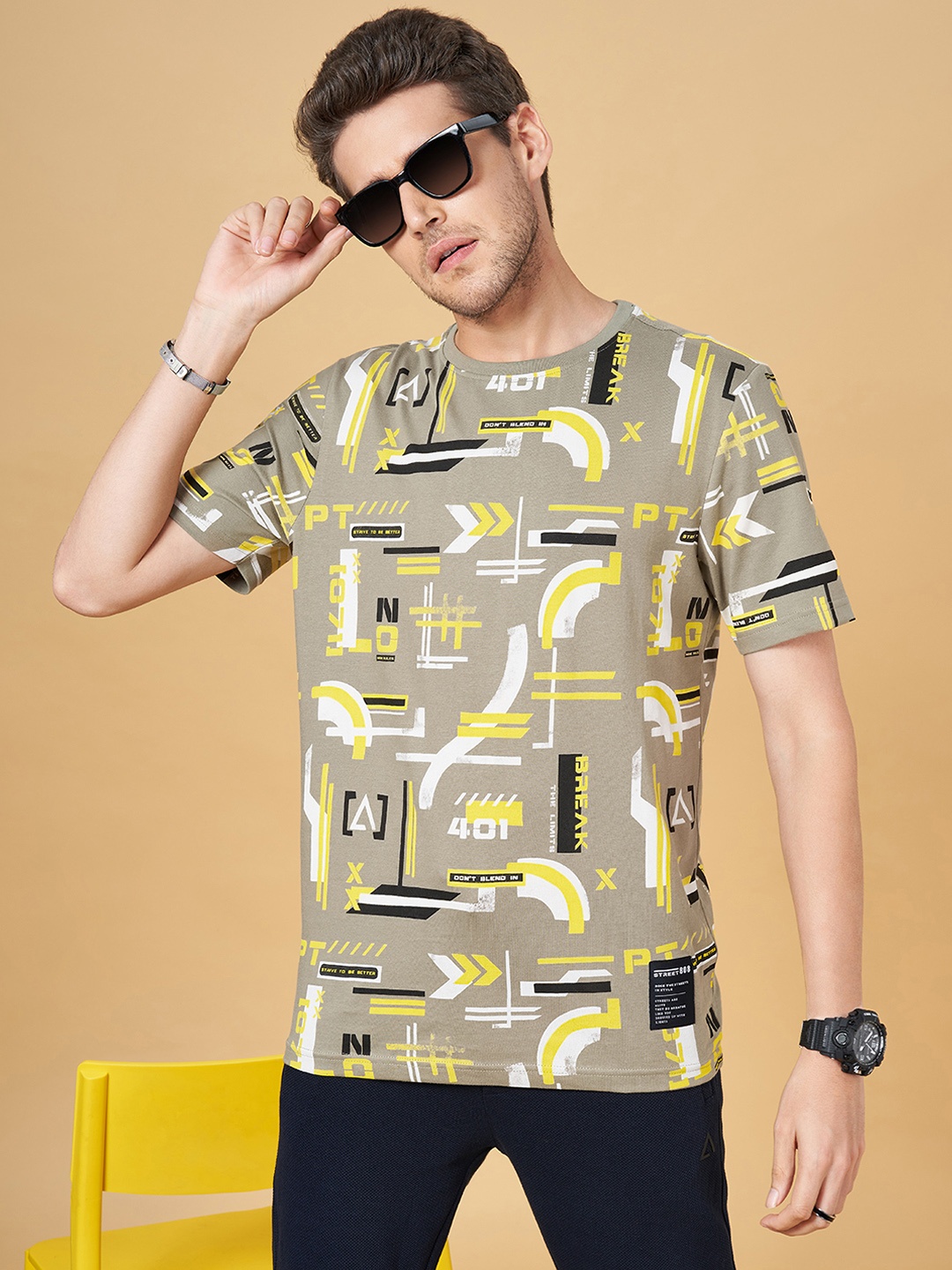 

Street 808 by Pantaloons Abstract Printed Round Neck Pure Cotton T-shirt, Olive