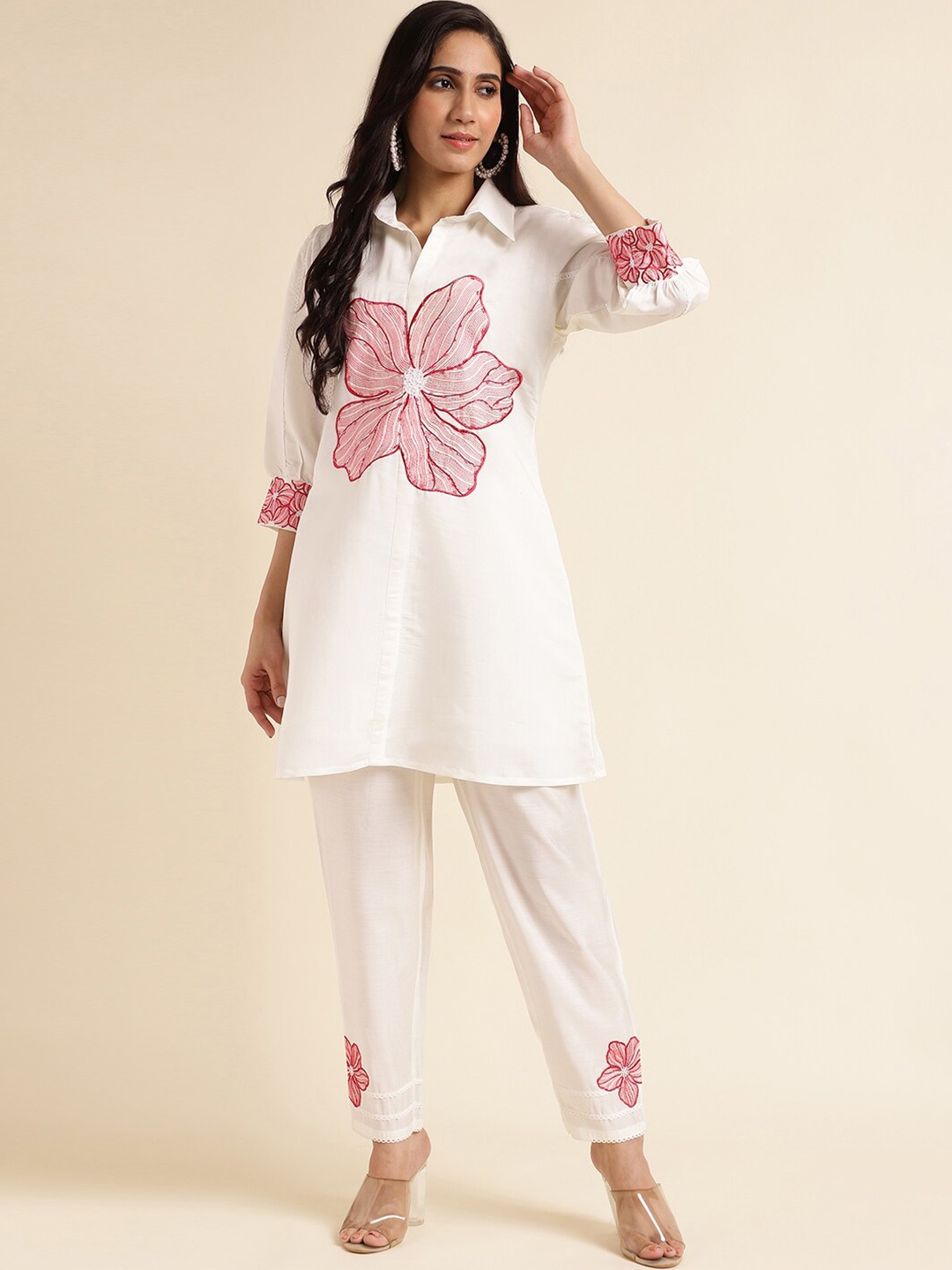 

FABMORA Floral Embroidered Thread Work Kurta With Trouser, White