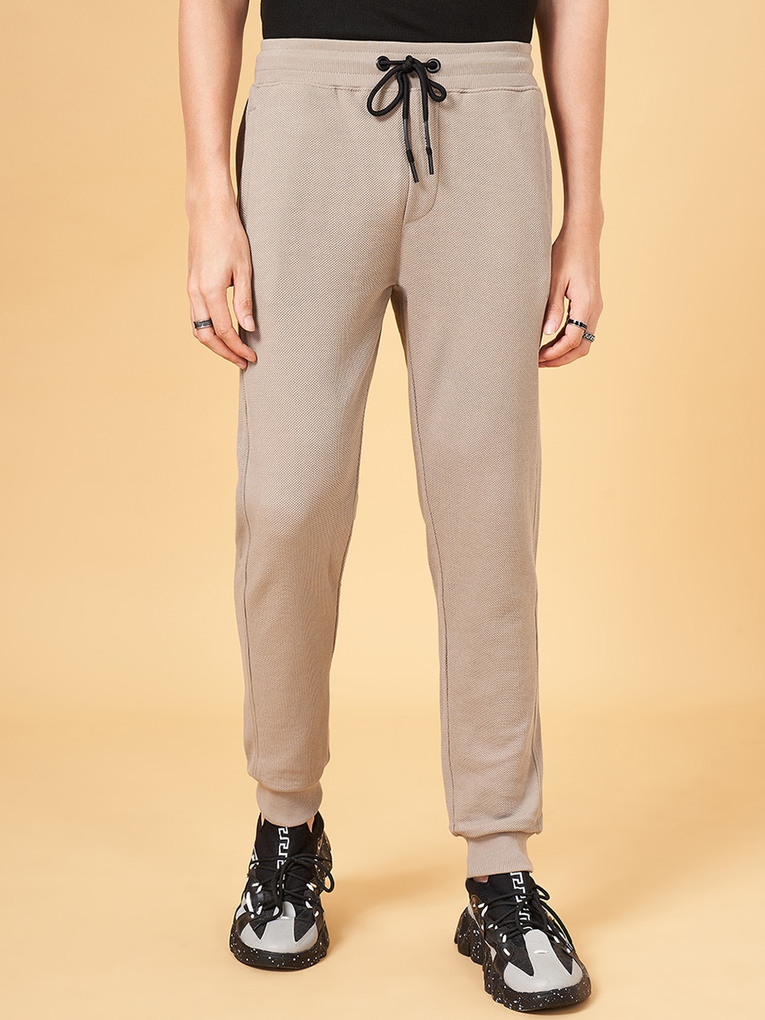 

Street 808 by Pantaloons Men Cotton Mid Rise Joggers, Beige