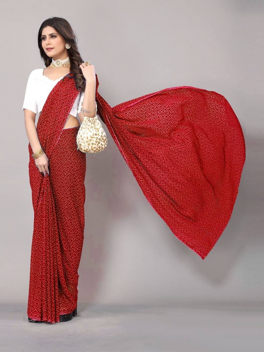 

RadadiyaTRD Bandhani Printed Pure Georgette Saree, Red
