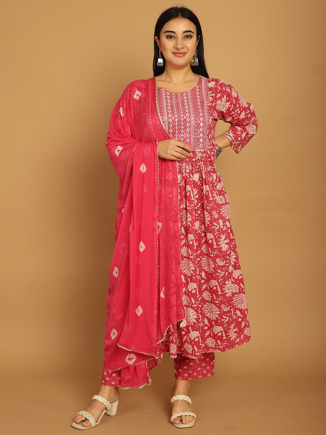 

Rajnandini Floral Printed Empire Gotta Patti Pure Cotton Kurta with Trouser & Dupatta, Pink