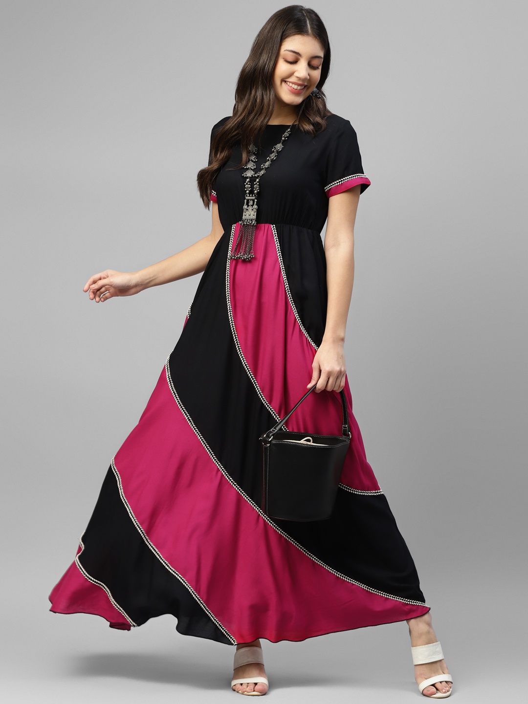 

DEEBACO Round Neck Colourblocked Opaque Casual Maxi Dress, Black