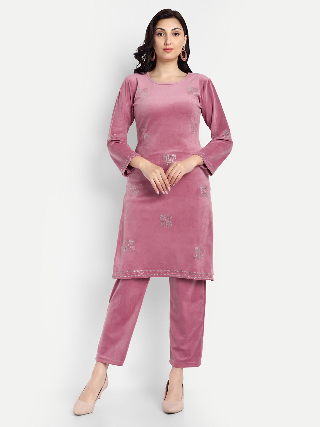 

FNOCKS Geometric Embroidered Straight Kurta With Palazzo, Pink