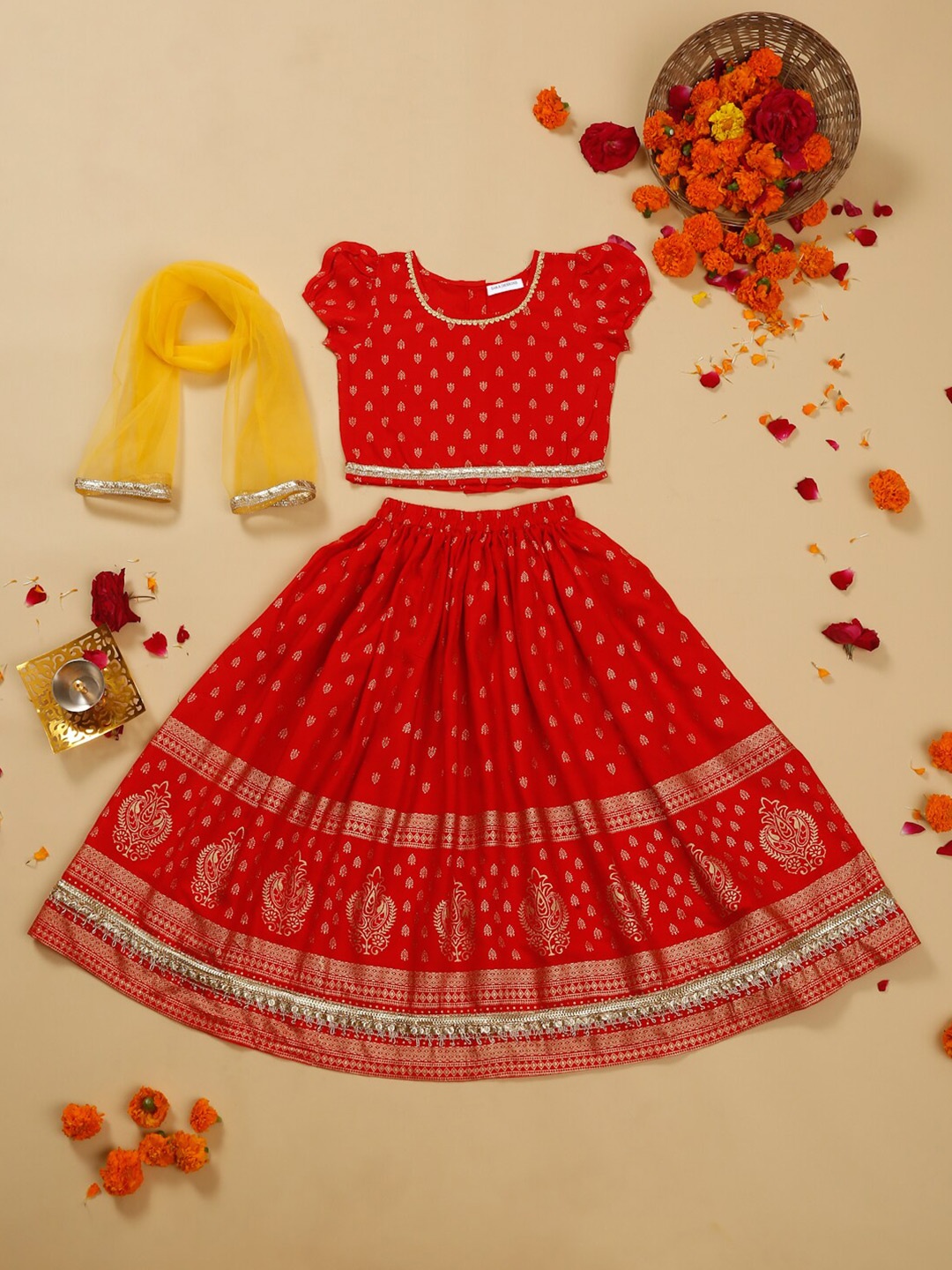 

SAKA DESIGNS Girls Printed Ready to Wear Lehenga & Blouse With Dupatta, Red