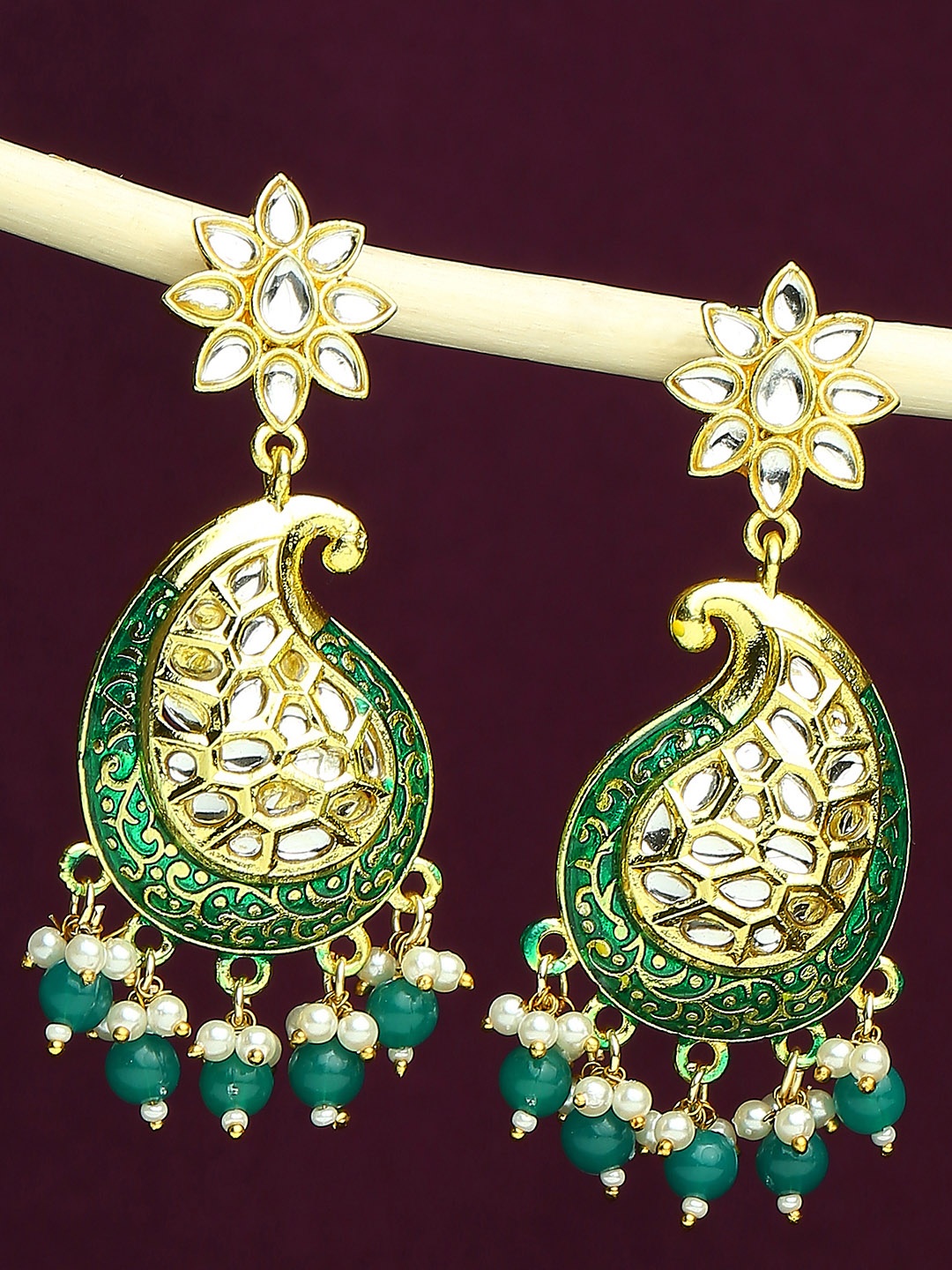 

OOMPH Kundan Drop Earrings, Gold