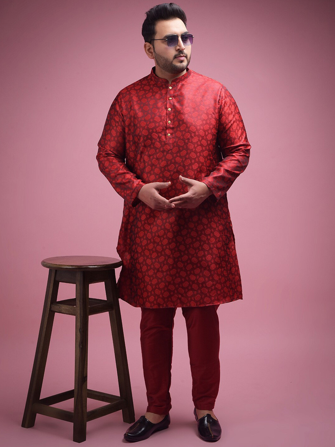 

Sztori Woven Design Band collar Long Sleeves Straight Kurta with Pyjama, Red