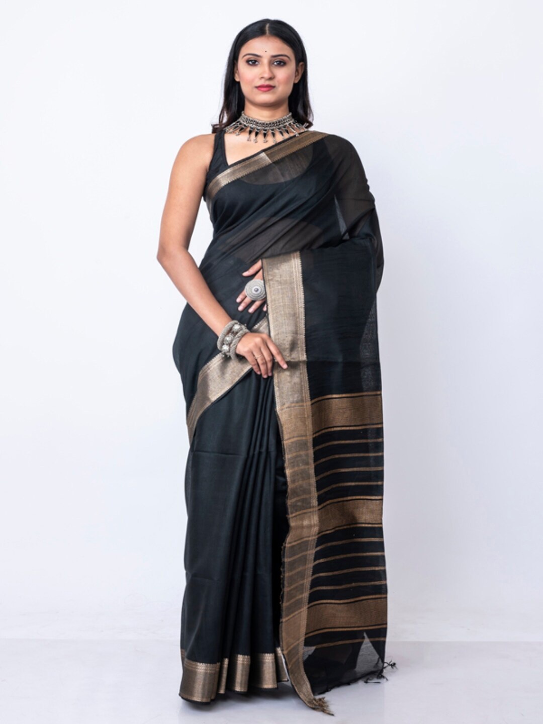 

Morchari Woven Design Zari Bhagalpuri Saree, Black