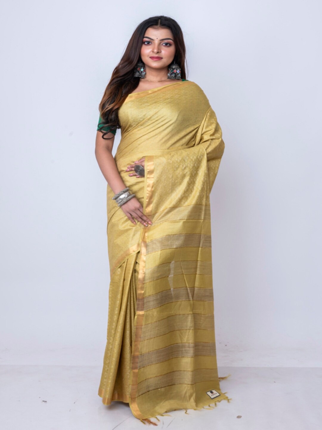 

Morchari Woven Design Zari Bhagalpuri Saree, Beige