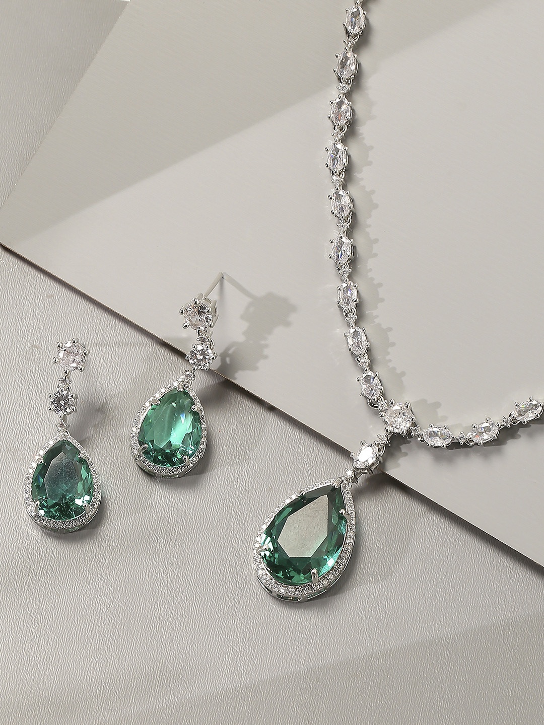 

OOMPH American Diamond Studded Jewellery Set, Silver