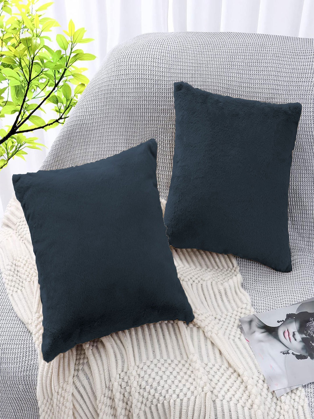 

LUXEHOME INTERNATIONAL Black 2 Pieces Square Cushion Covers