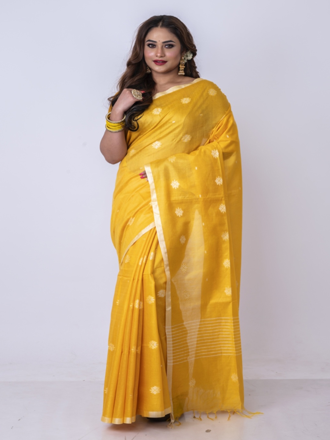 

Morchari Ethnic Motifs Woven Design Zari Saree, Yellow