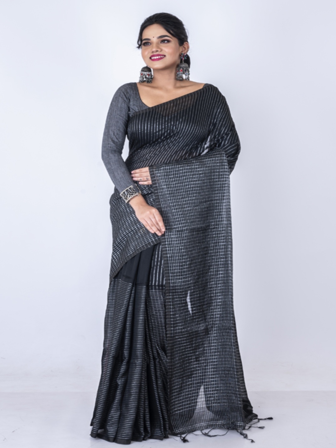 

Morchari Striped Zari Saree, Black