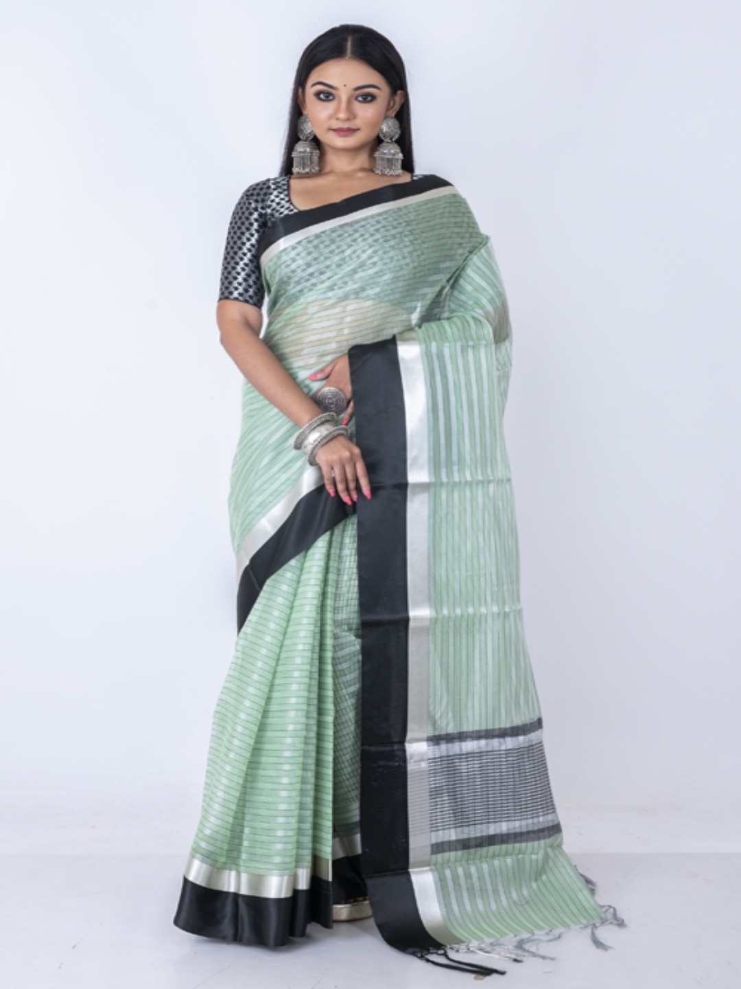 

Morchari Striped Woven Design Zari Banarasi Saree, Green