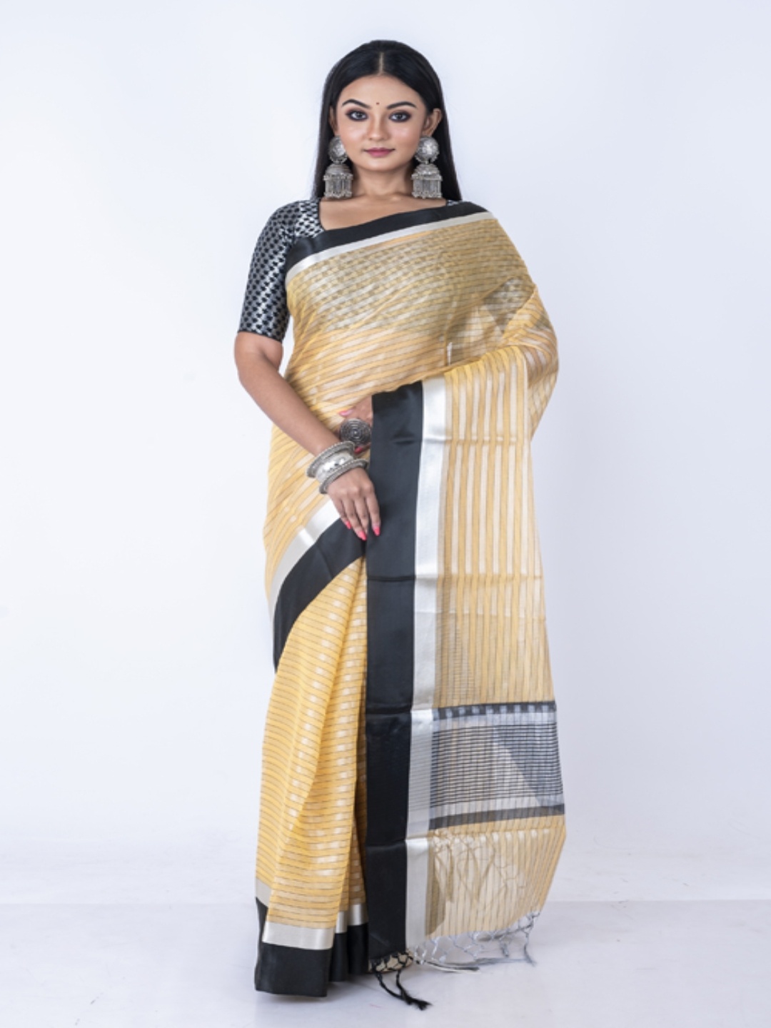 

Morchari Striped Woven Design Zari Banarasi Saree, Yellow
