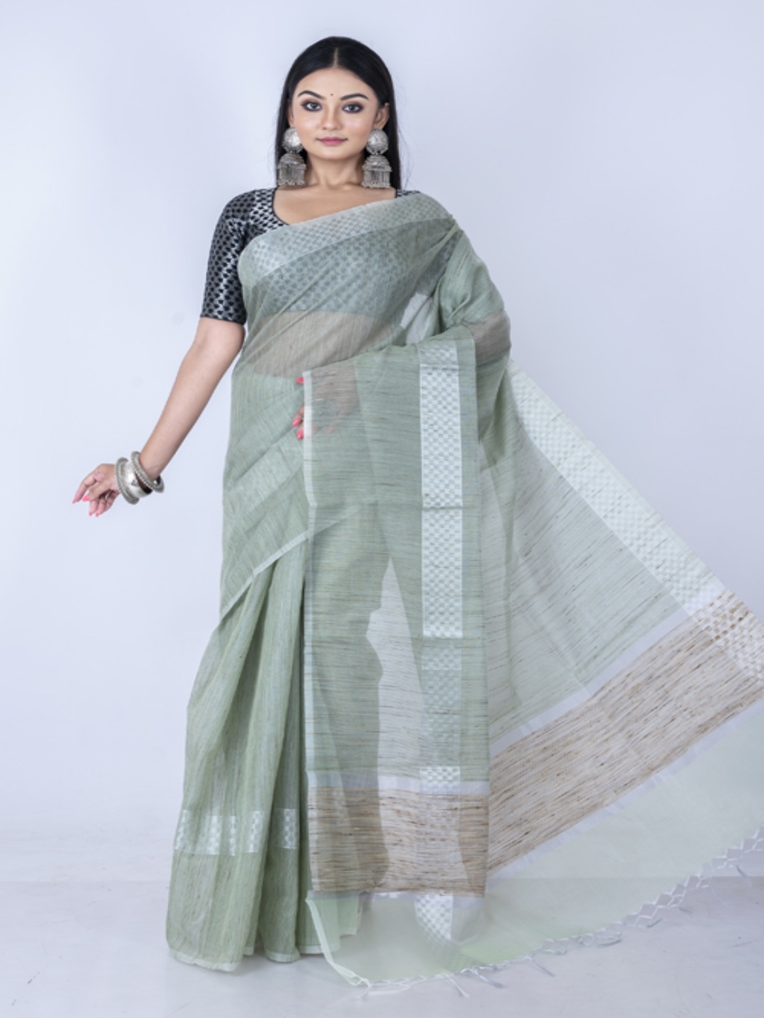 

Morchari Striped Woven Design Zari Banarasi Saree, Lime green