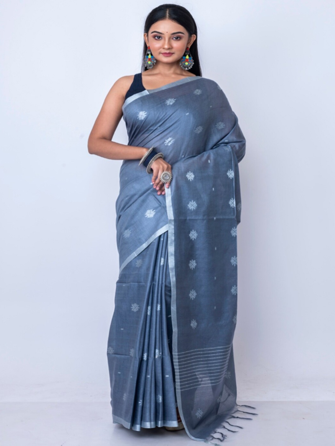 

Morchari Woven Design Saree, Grey