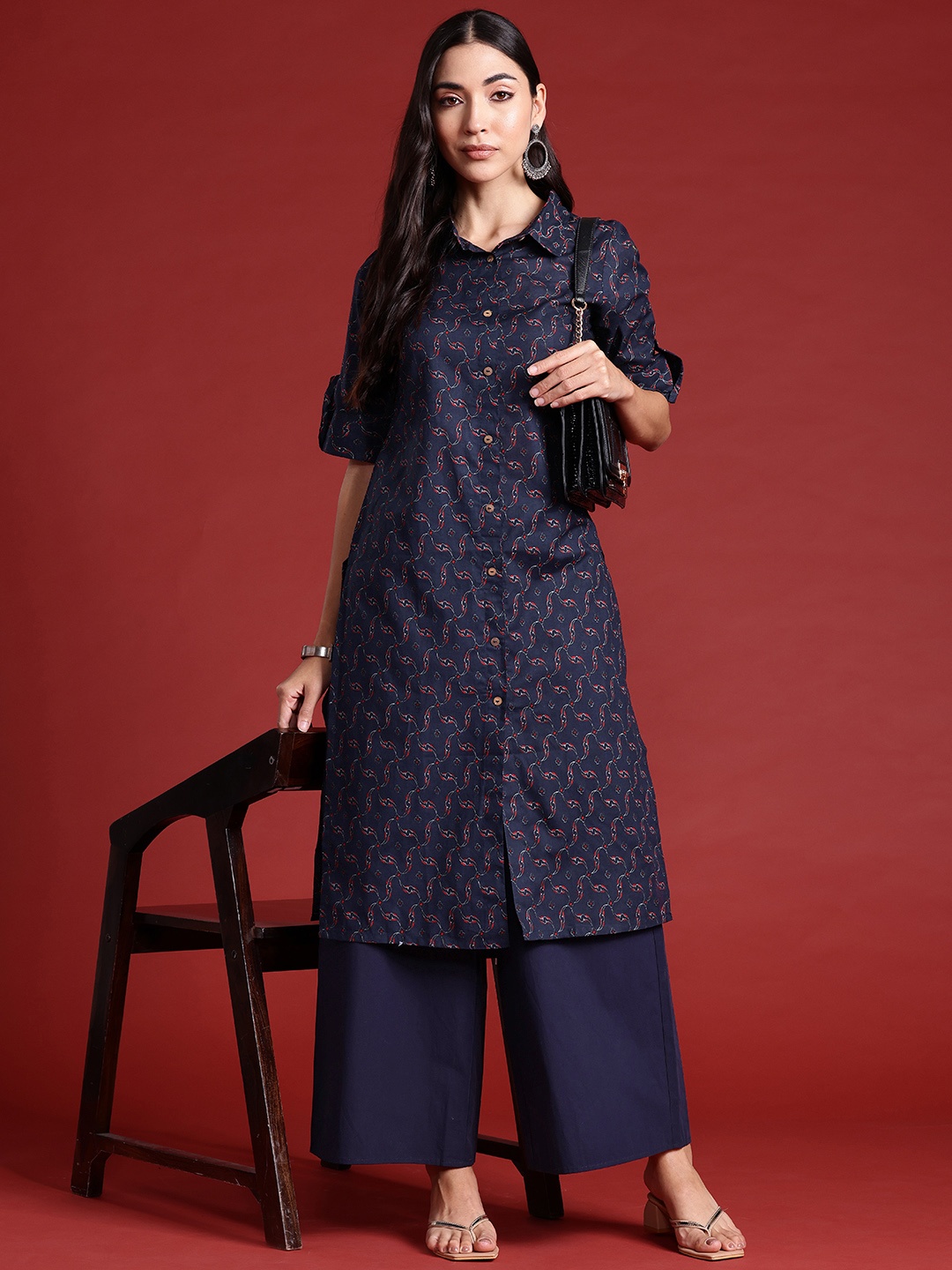 

Anouk Printed Roll-Up Sleeves Pure Cotton Kurta, Navy blue