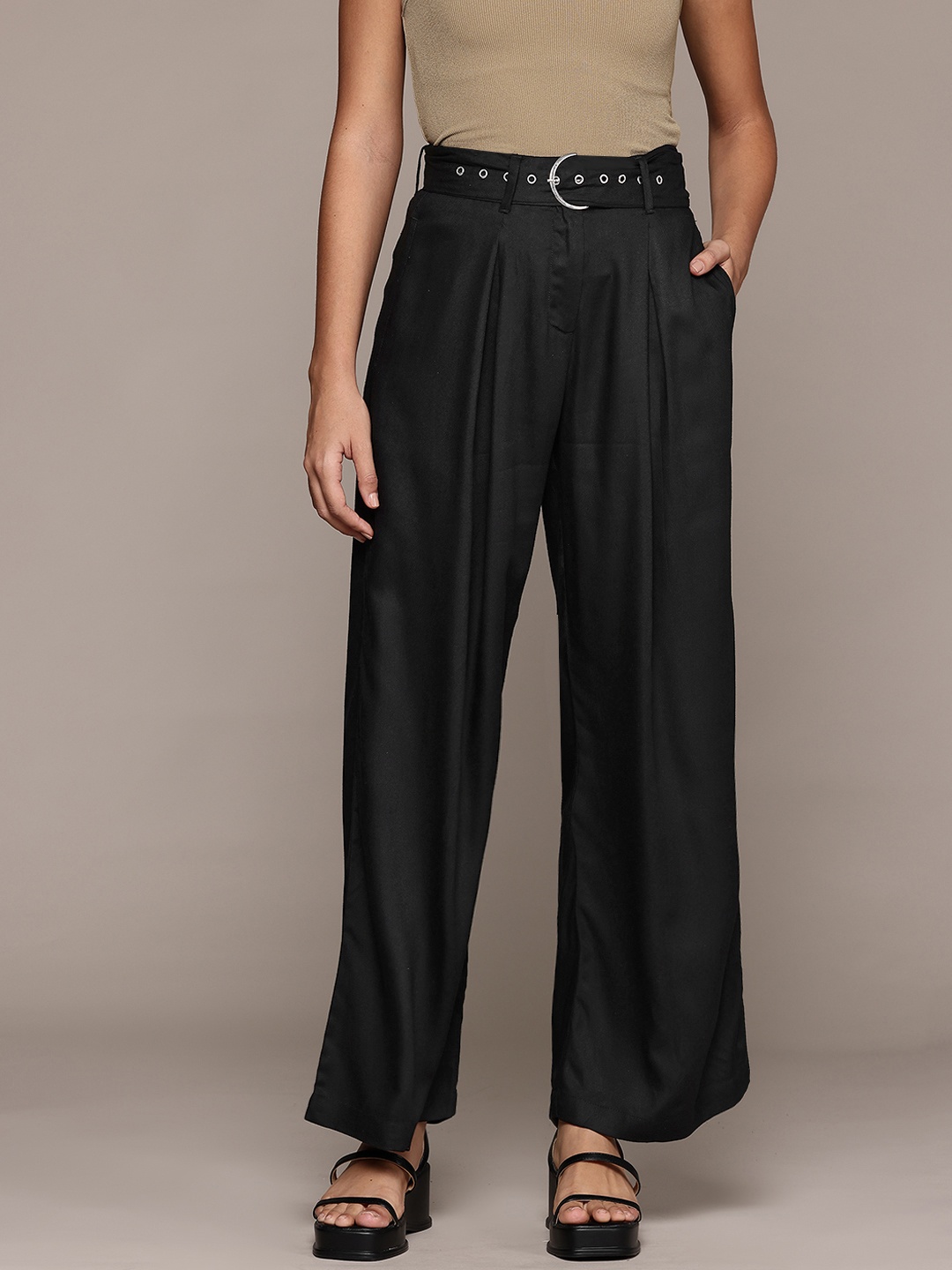 

The Roadster Lifestyle Co. Women Super Wide Leg Pleated Korean Pants with Belt, Black