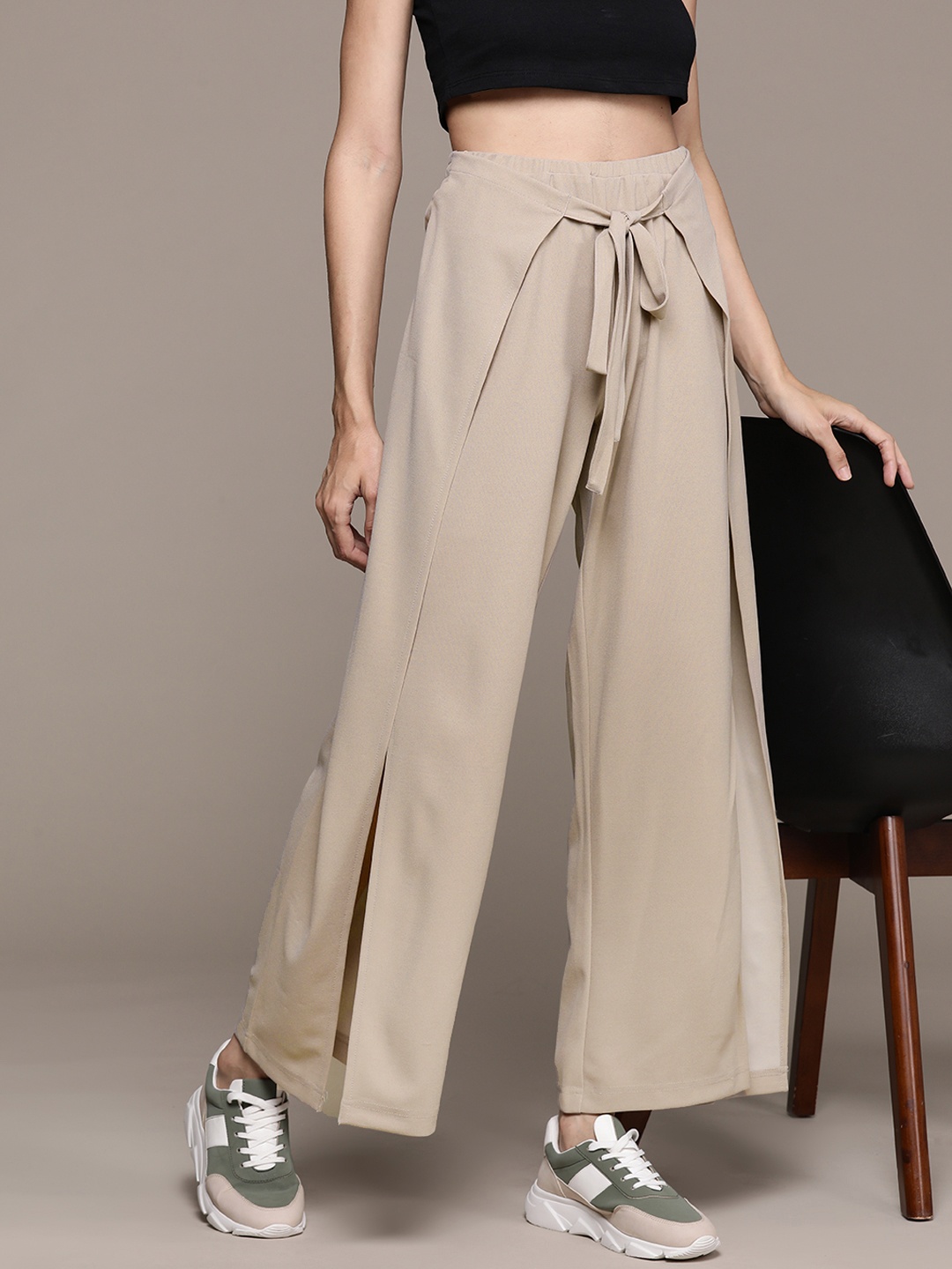 

Roadster The Lifestyle Co. Flared Pleated Trousers, Beige