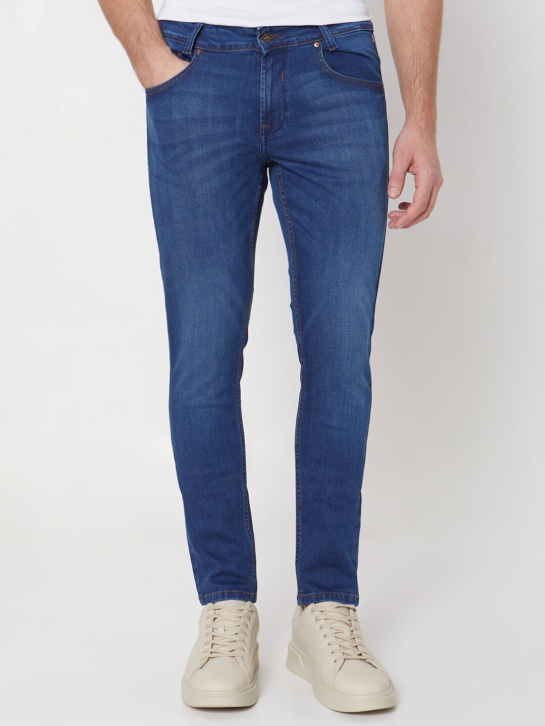 

Mufti Men Skinny Fit Mid-Rise Light Fade Clean Look Stretchable Jeans, Navy blue