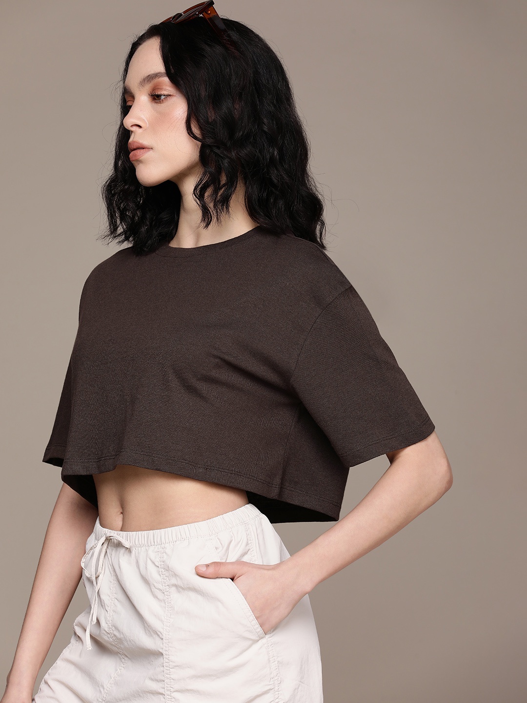 

The Roadster Life Co. Drop-Shoulder Sleeves Oversized Crop T-shirt, Brown