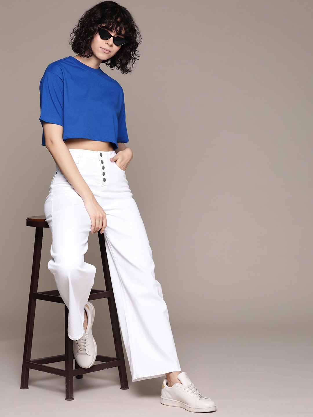 

The Roadster Lifestyle Co. Drop-Shoulder Sleeves Cropped Boxy T-shirt, Blue