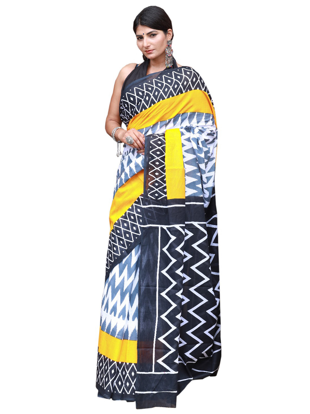 

clothonus Geometric Printed Pure Cotton Block Print Saree, Yellow