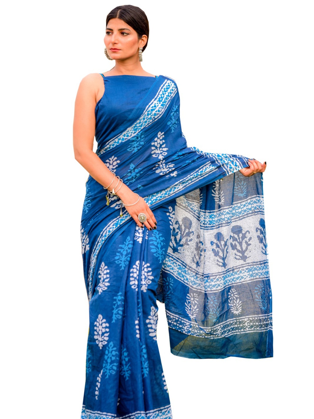 

clothonus Ethnic Motifs Printed Pure Cotton Block Print Saree, Blue