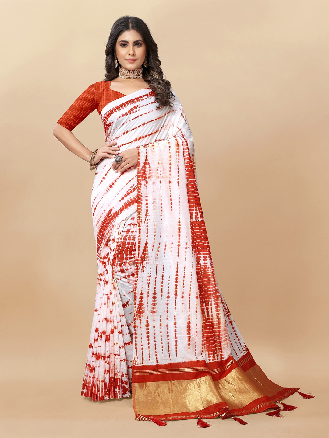 

Jinal & Jinal Tie and Dye Printed Chanderi Saree, Red