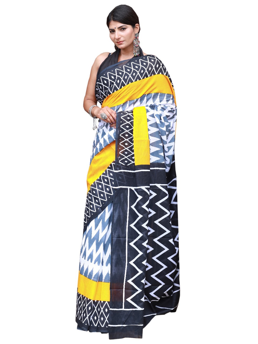 

KIAARON Ethnic Motifs Pure Cotton Block Print Saree, Yellow