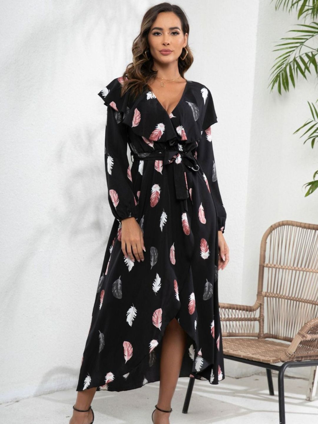 

DressBerry Black Floral Printed Ruffle V- Neck Cuffed Sleeves Midi Dress