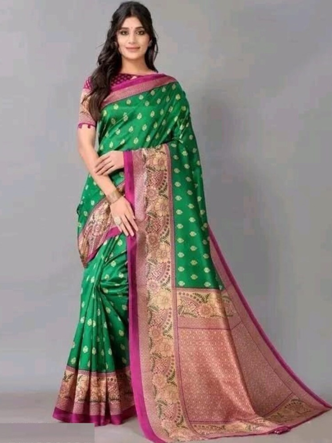

KALINI Ethnic Motifs Printed Saree, Green