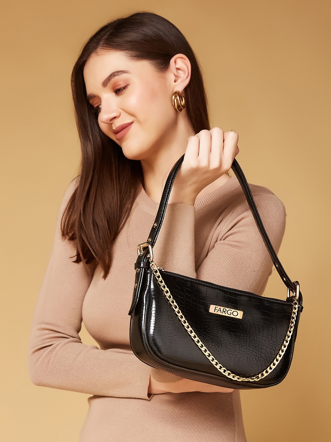 

FARGO Textured Structured Sling Bag, Black