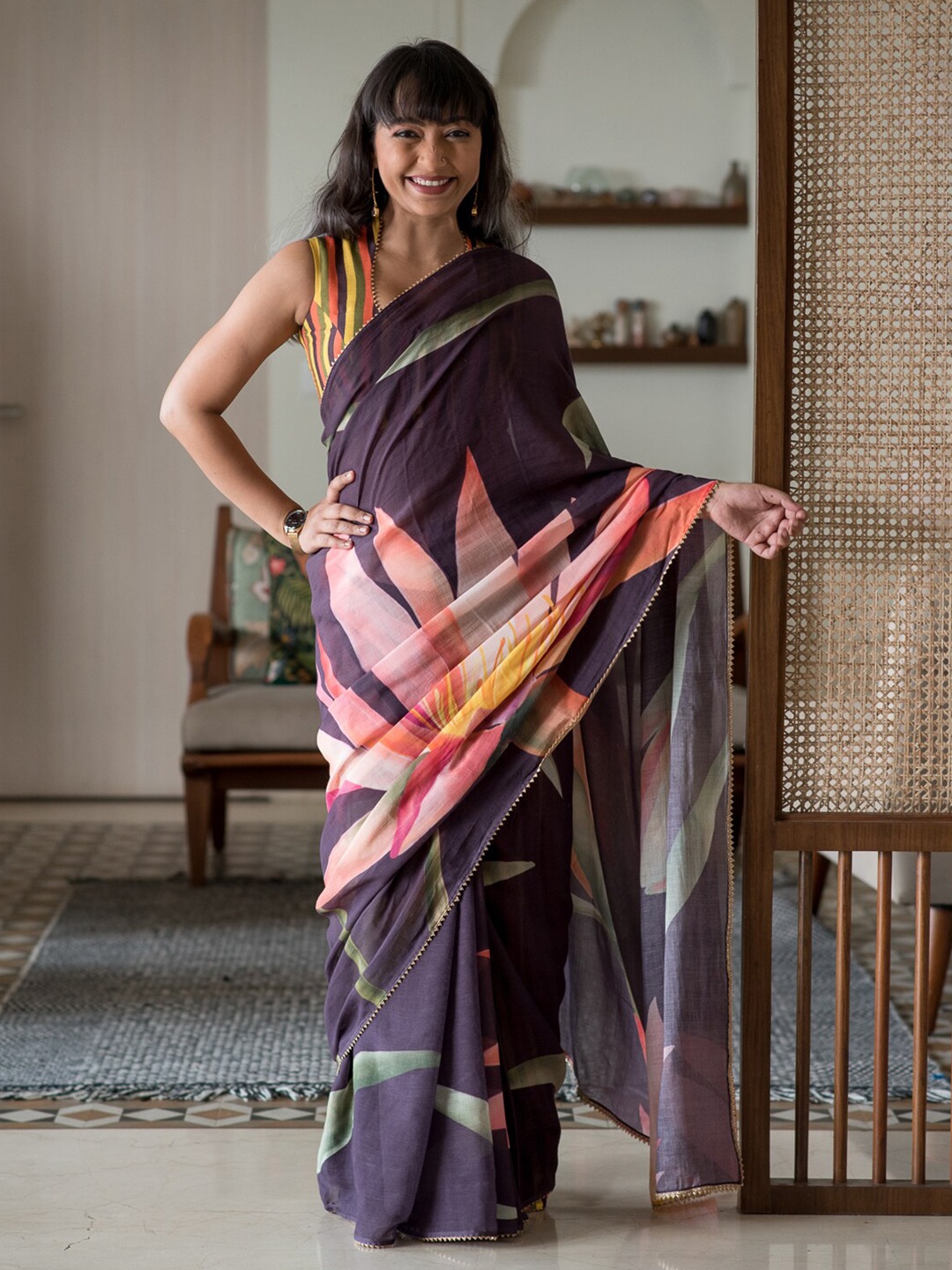 

Suta Floral Printed Pure Cotton Saree, Purple