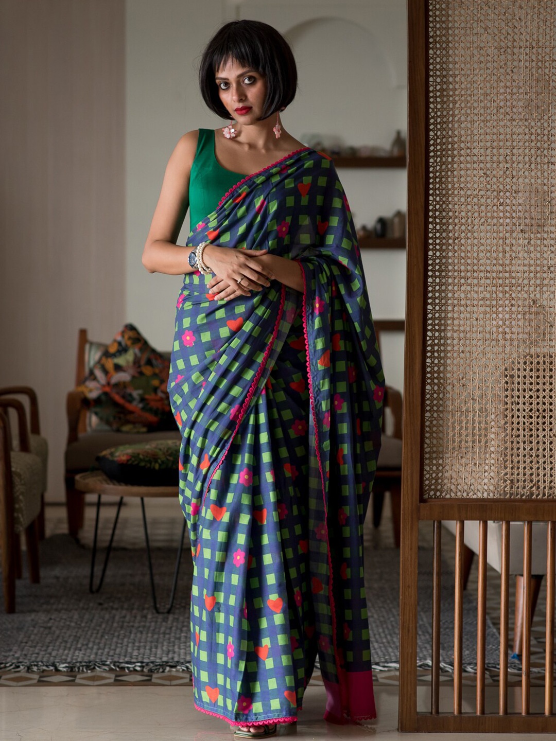 

Suta Green & Blue Checked Embroidered Pure Cotton Saree