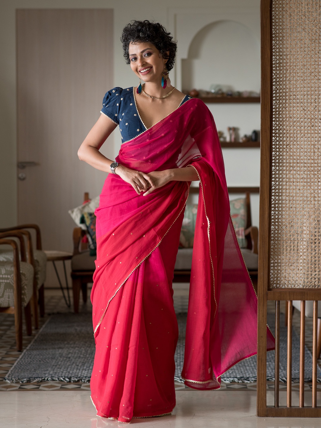 

Suta Pink Ombre Sequinned Pure Cotton Saree