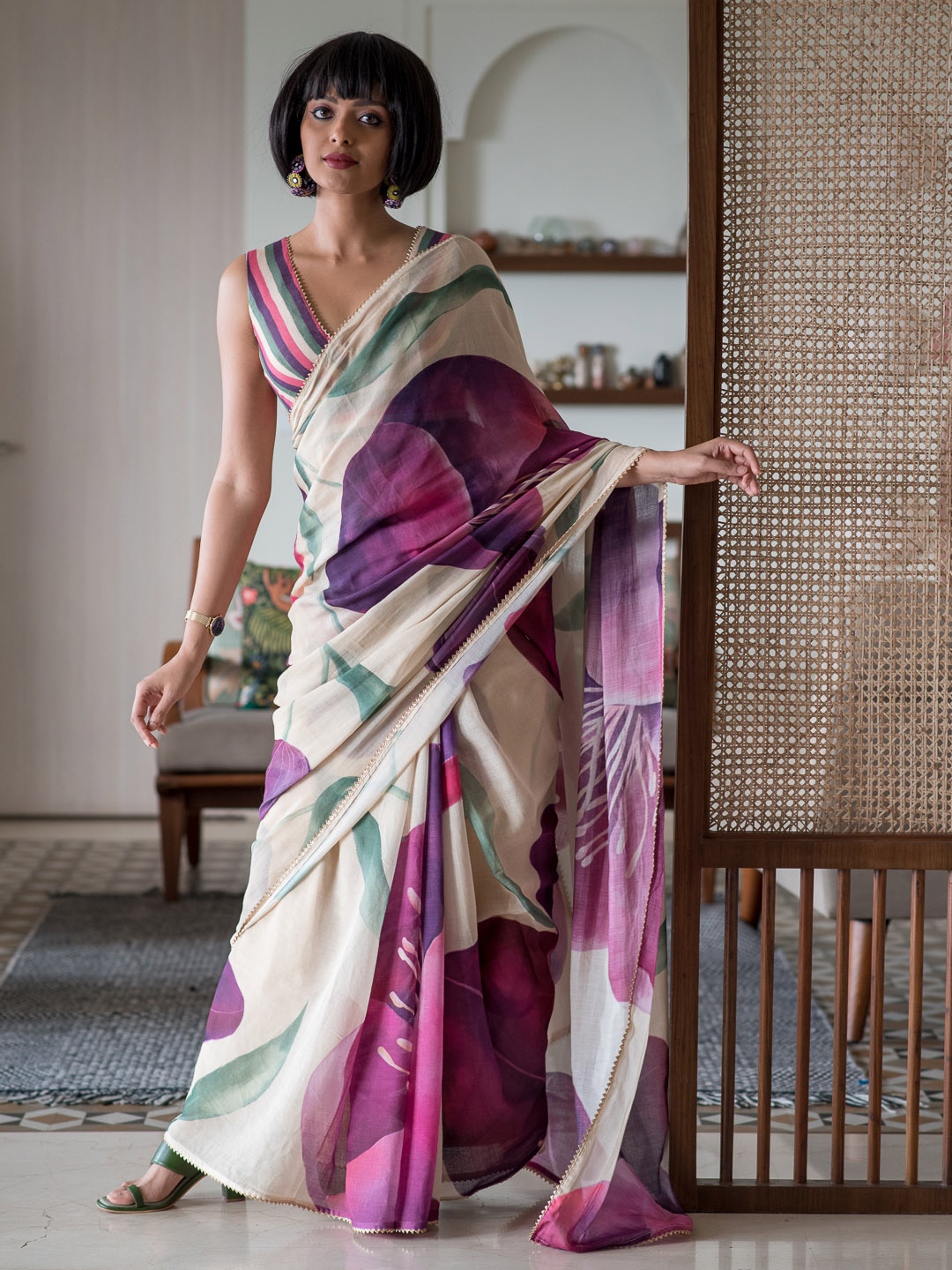 

Suta Floral Printed Pure Cotton Saree, Beige