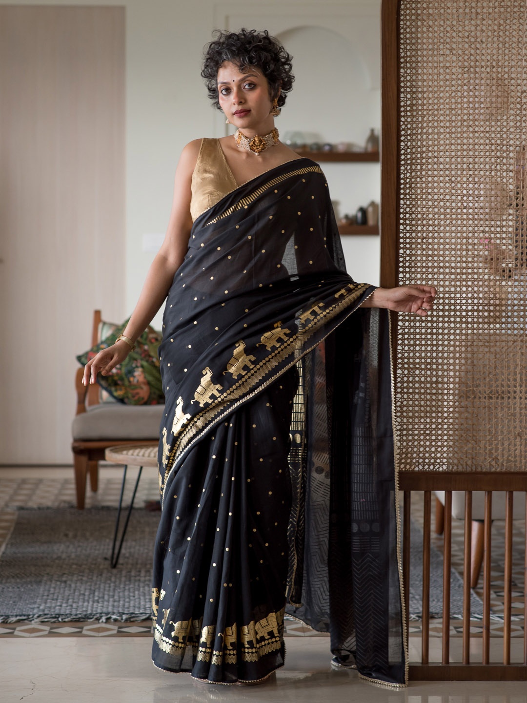 

Suta Printed Polka Dot Saree, Black