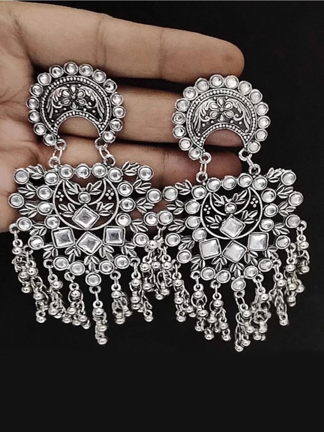 

PRASUB Silver Plated Kundan Oxidised Chandbalis