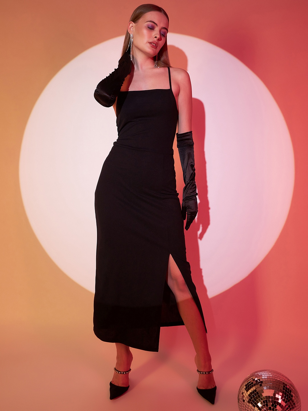 

Berrylush Women Solid Shoulder Strap Sheath Midi Dress, Black