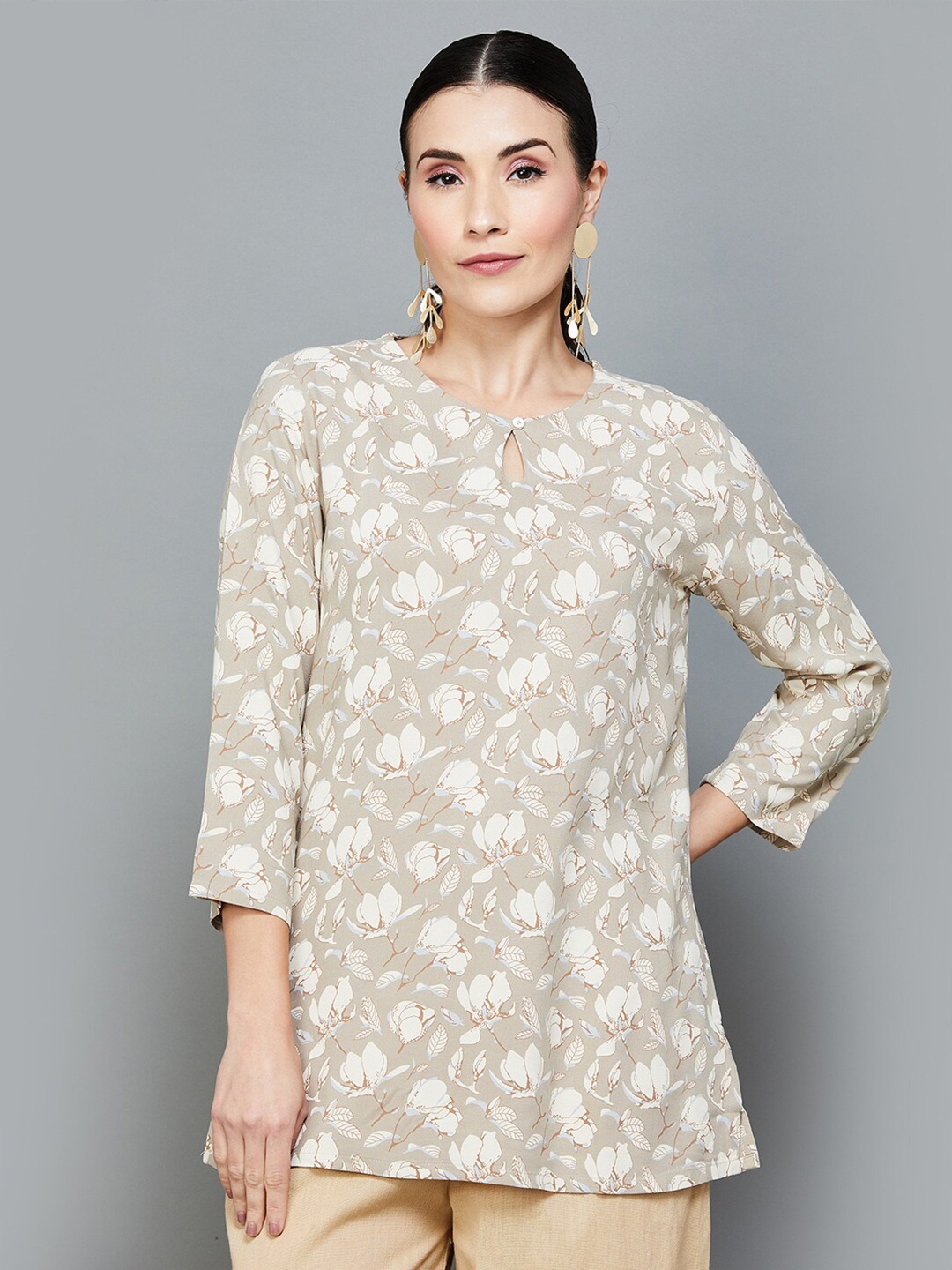 

Melange by Lifestyle Floral Printed Keyhole Neck Straight Kurti, Beige