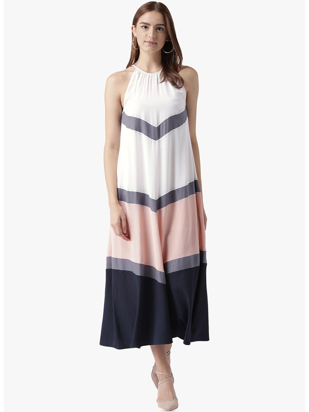 

DODO & MOA Colourblocked Round Neck Flared Maxi Dress, White