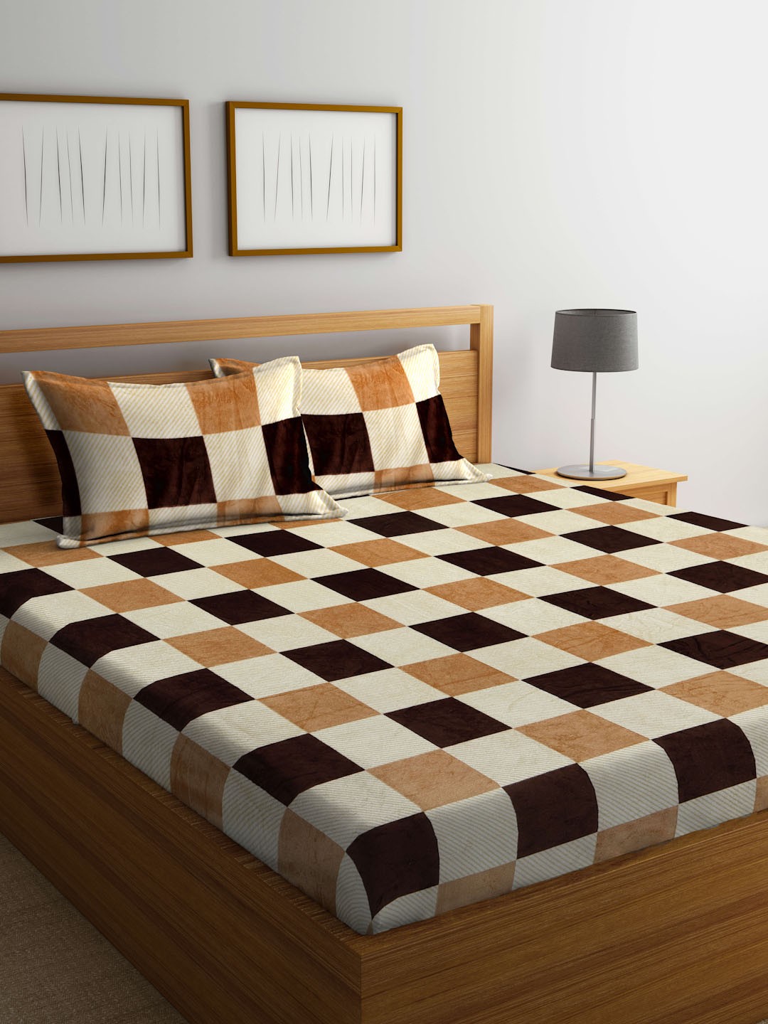 

KLOTTHE Cream Printed Woolen Double Bed Sheet with 2 Pillow Covers