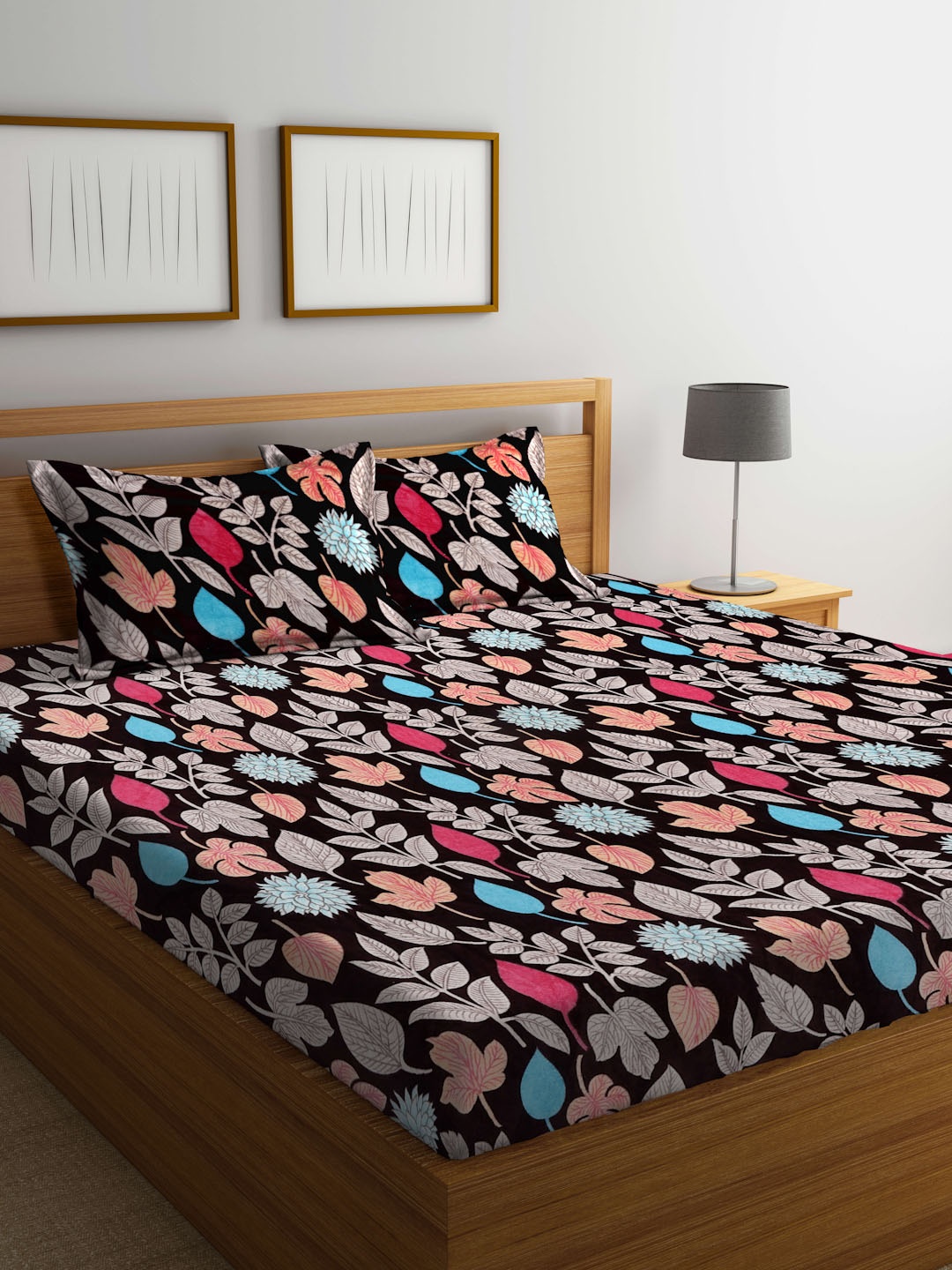 

KLOTTHE Brown Printed Woolen King Bed Sheet with 2 Pillow Covers