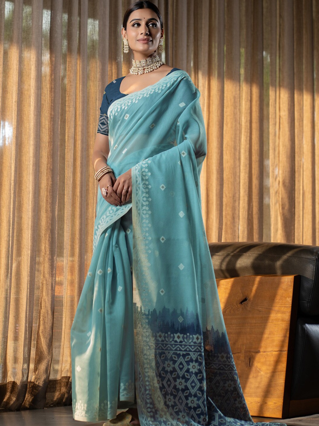 

GAJARAI Ethnic Motifs Woven Design Jamdani Saree, Blue