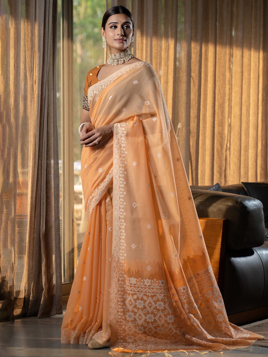 

GAJARAI Ethnic Motifs Woven Design Jamdani Saree, Orange