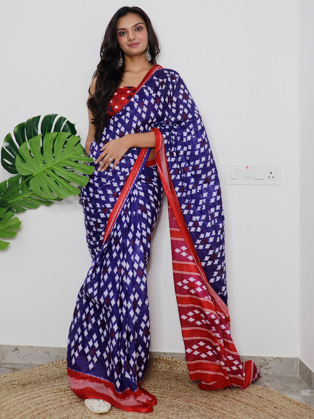 

Saree mall Ethnic Motifs Poly Cotton Ikat Ready to Wear Saree, Blue