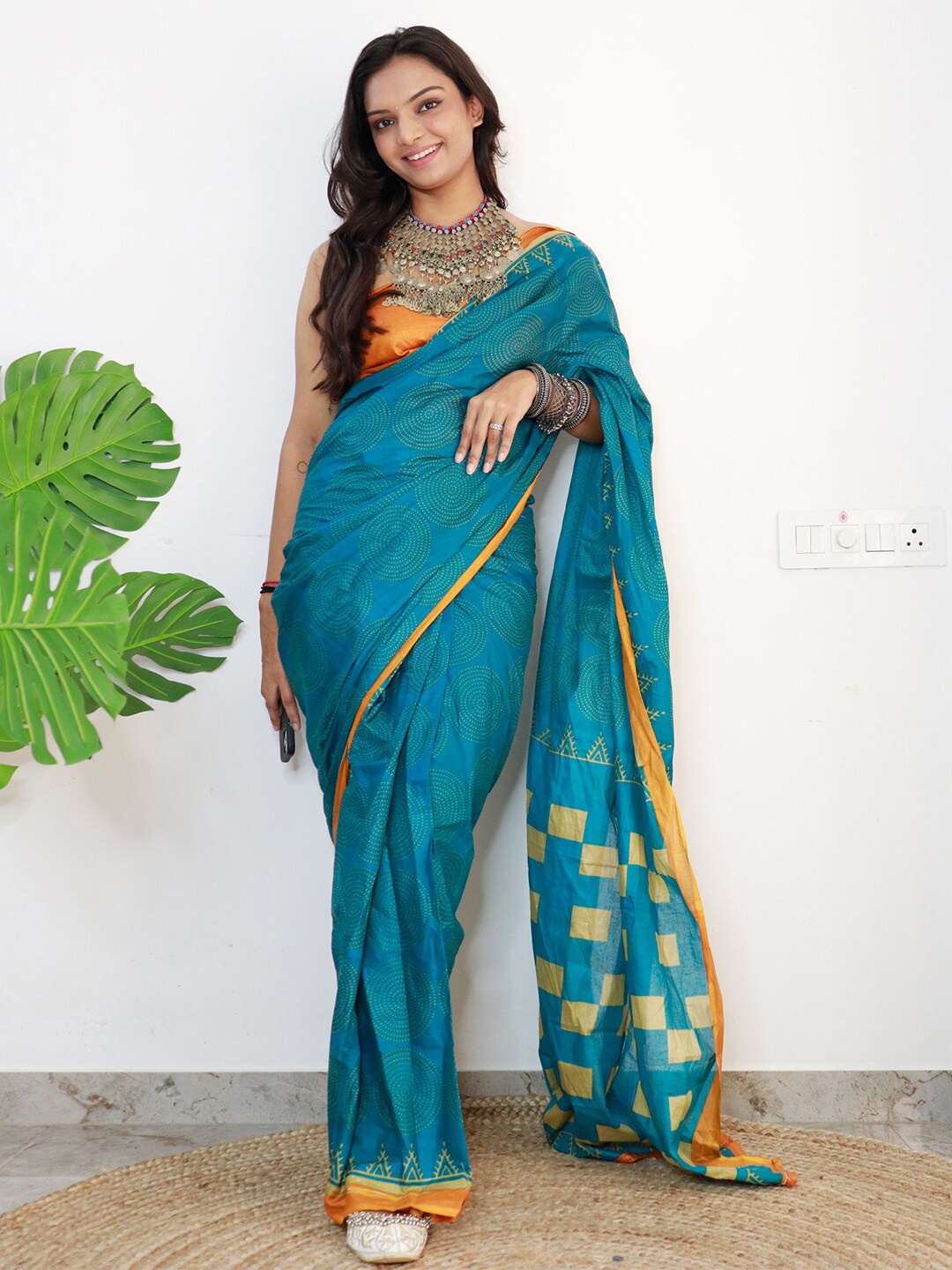 

Saree mall Poly Cotton Bagh Ready to Wear Saree, Blue