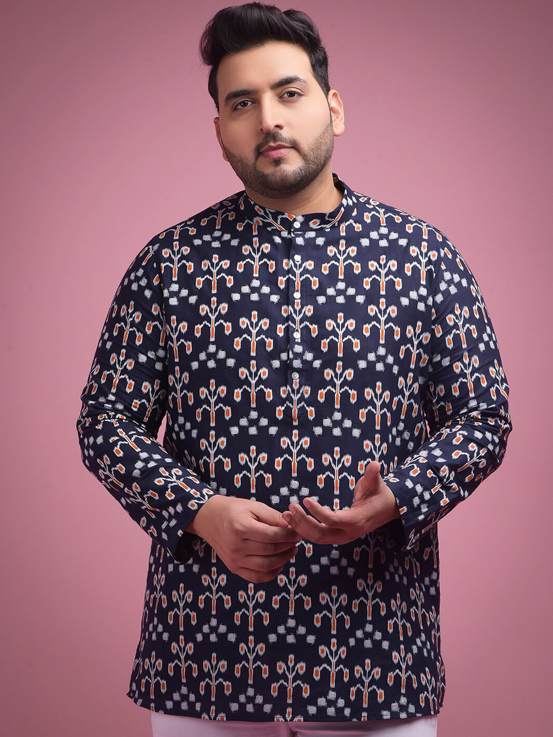 

Sztori Plus Size Geometric Woven Design Mandarin Collar Cotton Jacquard Short Kurta, Navy blue